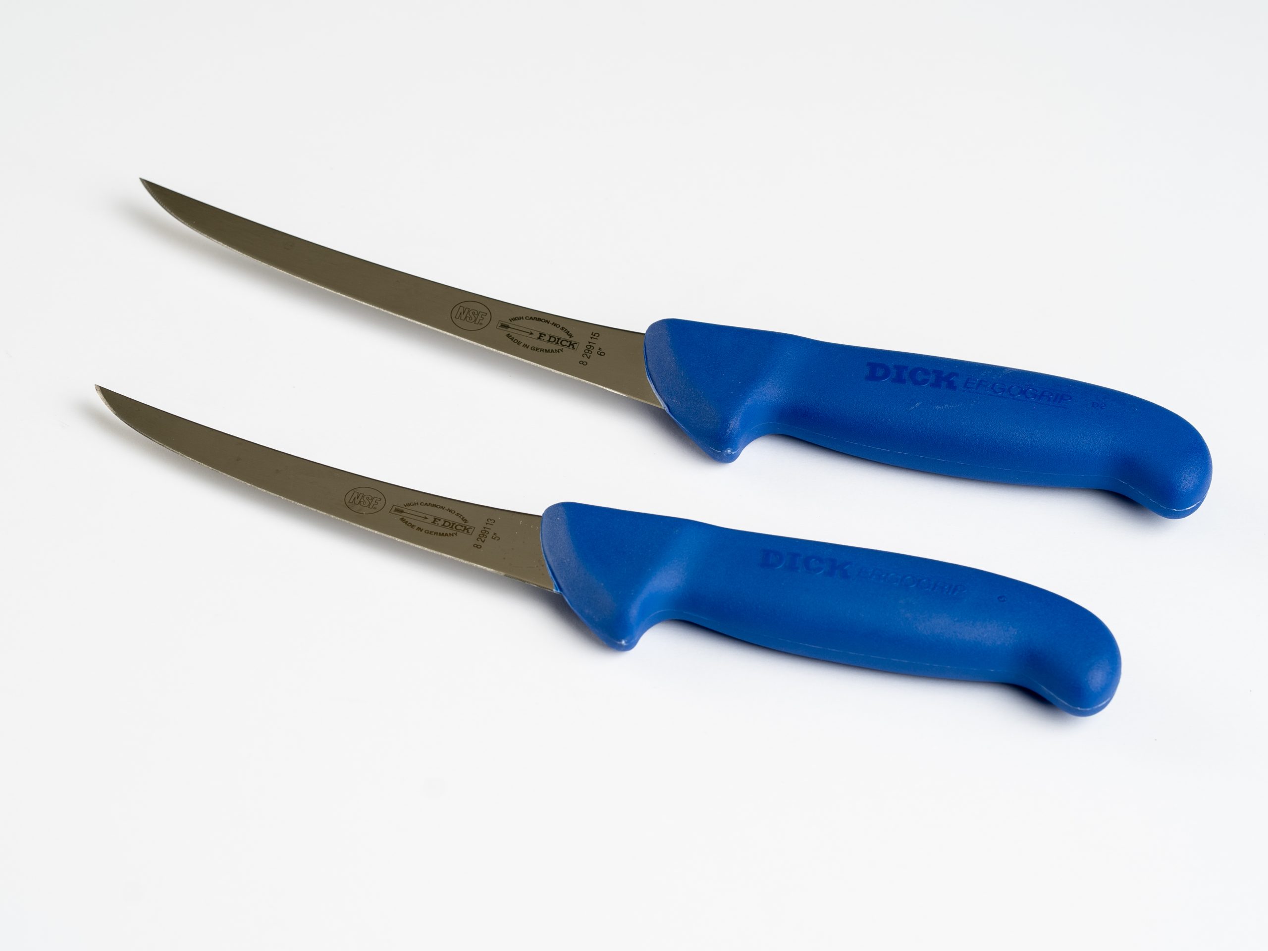 Cuchillo deshuesador curvo